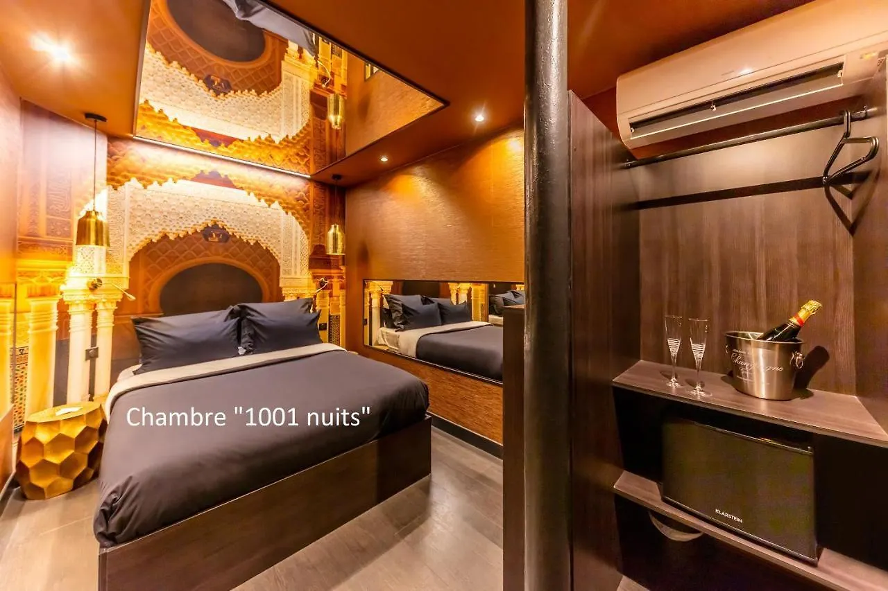 Love Hotel Avec Nuit Insolite Au Dandy Et Jacuzzi Privatise (Adults Only) Paris